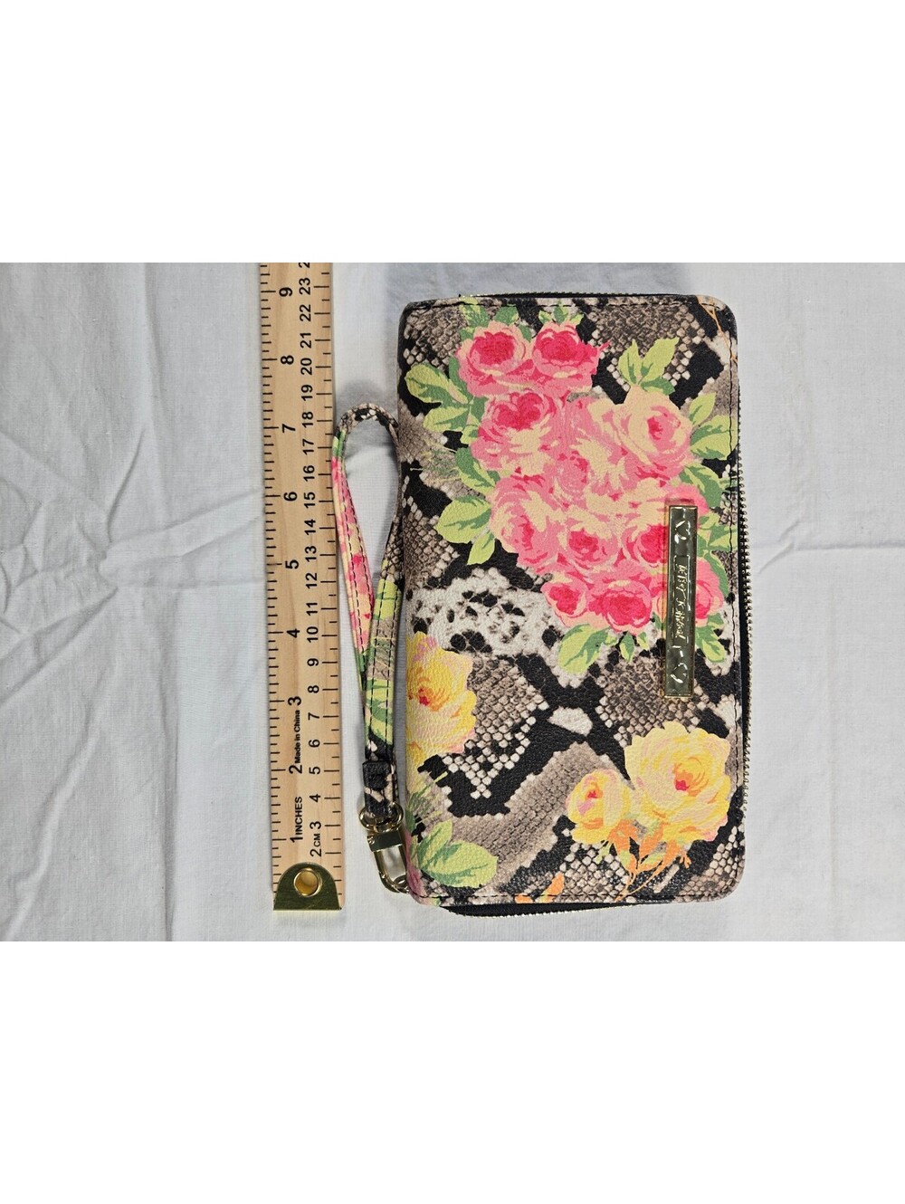 Vintage Betsey Johnson Floral Snakeskin Wristlet Wallet Boho - Picture 5 of 8